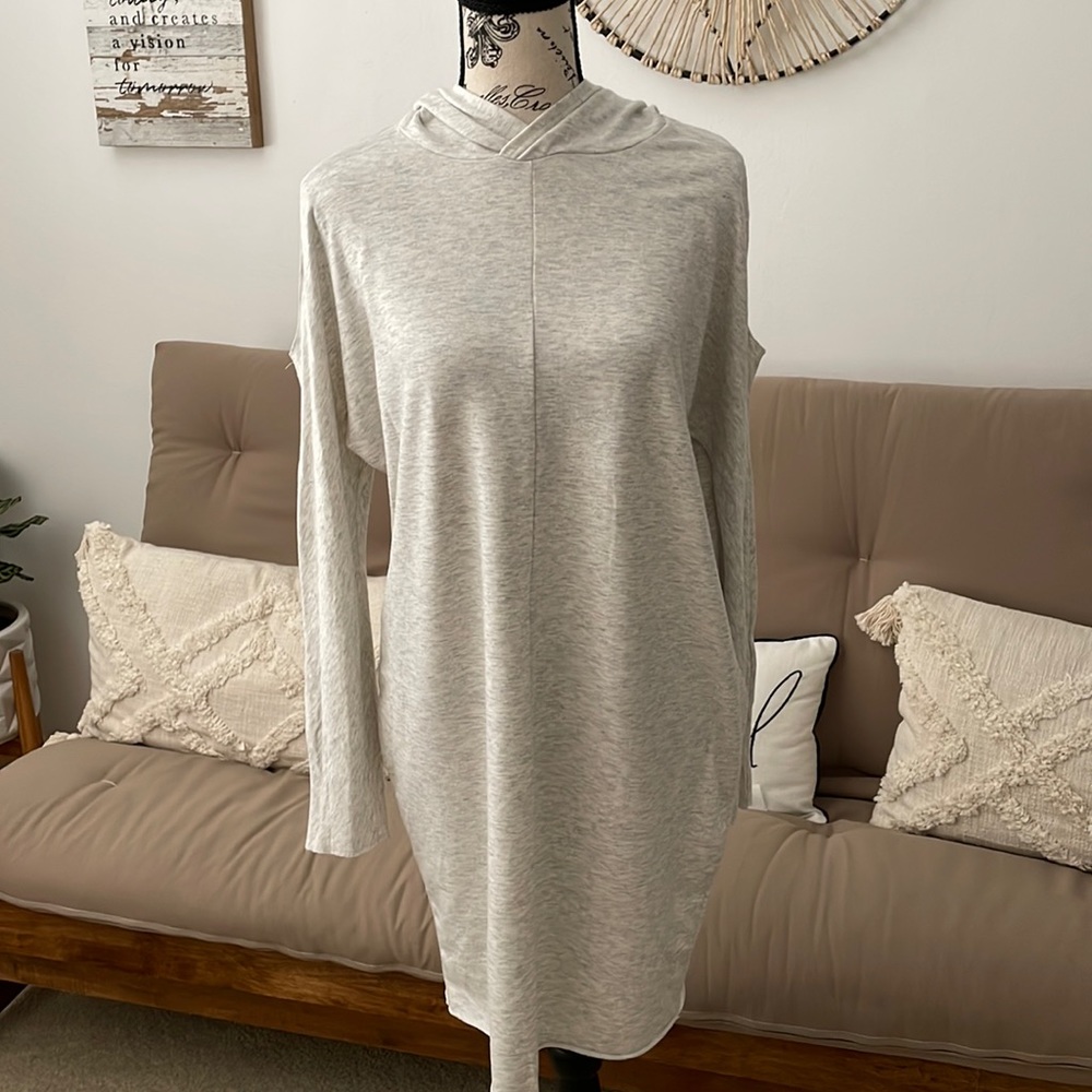 Long sleeve dress
